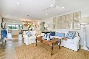 3105 Riviera Dr, Naples, FL 34103 - Photo 4