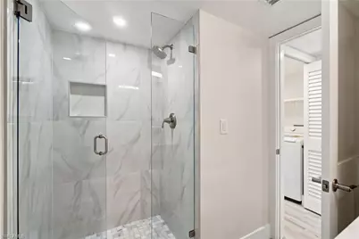 29 High Point Cir E #204, Naples, FL 34103 - Photo 22