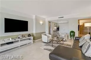4401 Gulf Shore Blvd N, Naples, FL 34103 - Photo 2