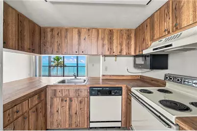 26300 Hickory Blvd #506, Bonita Springs, FL 34134 - Photo 12