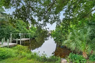 20520 Pine Tree Ln, Estero, FL 33928 - Photo 38