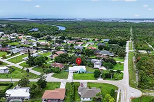 20520 Pine Tree Ln, Estero, FL 33928 - Photo 44
