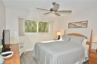 555 Park Shore Dr, Naples, FL 34103 - Photo 26