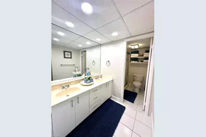 555 Park Shore Dr #B-311, Naples, FL 34103 - Photo 24