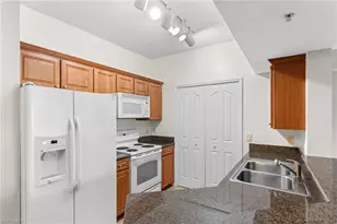12970 Positano Cir, Naples, FL 34105 - Photo 4