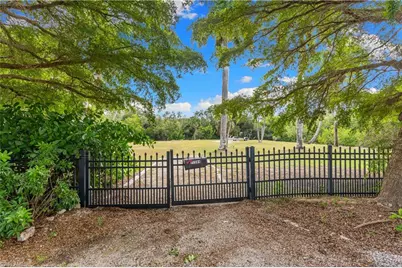 27584 Imperial River Rd, Bonita Springs, FL 34134 - Photo 12