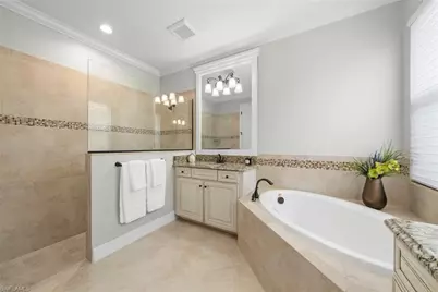 12692 Kinross Ln, Naples, FL 34120 - Photo 20