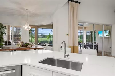 11918 Heather Woods Ct, Naples, FL 34120 - Photo 12