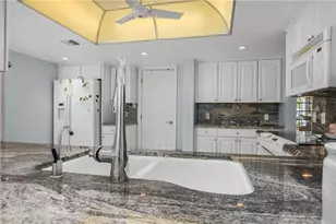 4728 West Blvd, Naples, FL 34103 - Photo 14