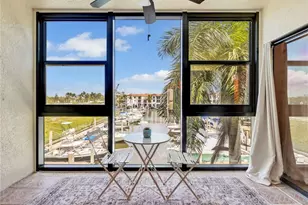 801 River Point Dr, Naples, FL 34102 - Photo 20