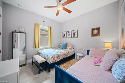 2291 Thomasson Dr, Naples, FL 34112 - Photo 20