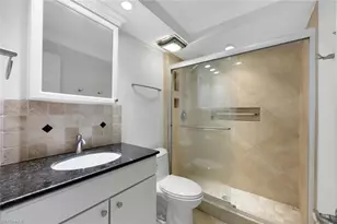 72 7th St S, Naples, FL 34102 - Photo 10