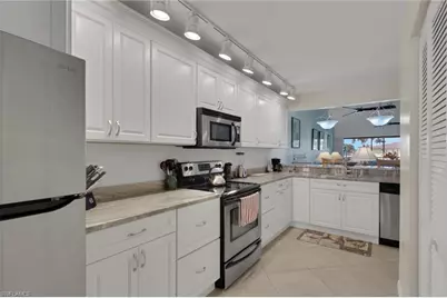4410 Chantelle Dr #H-205, Naples, FL 34112 - Photo 14