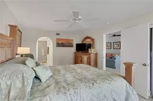 4410 Chantelle Dr, Naples, FL 34112 - Photo 20