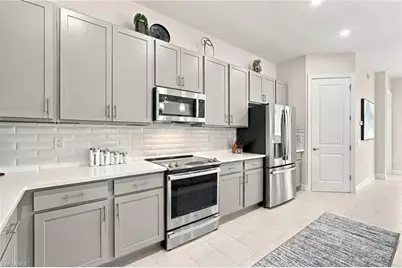 178 Indies Dr E #202, Naples, FL 34114 - Photo 10