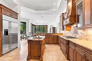 971 Tivoli Dr, Naples, FL 34104 - Photo 8