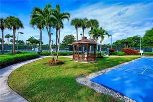 2841 Citrus Lake Dr, Naples, FL 34109 - Photo 28