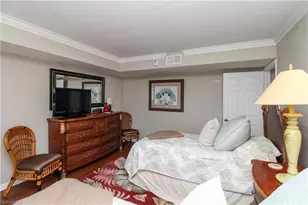 10701 Gulf Shore Dr, Naples, FL 34108 - Photo 12