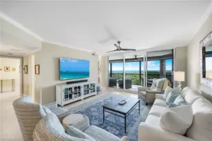 7225 Pelican Bay Blvd, Naples, FL 34108 - Photo 4