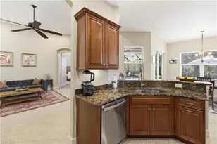 7932 Princeton Dr, Naples, FL 34104 - Photo 8