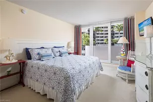 4005 Gulf Shore Blvd N, Naples, FL 34103 - Photo 16