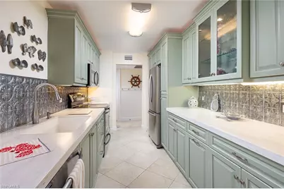 4005 Gulf Shore Blvd N #100, Naples, FL 34103 - Photo 6