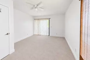 2070 Arbour Walk Cir, Naples, FL 34109 - Photo 6