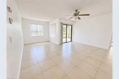 2070 Arbour Walk Cir #3214, Naples, FL 34109 - Photo 4