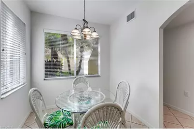 2373 Hidden Lake Ct #8101, Naples, FL 34112 - Photo 4