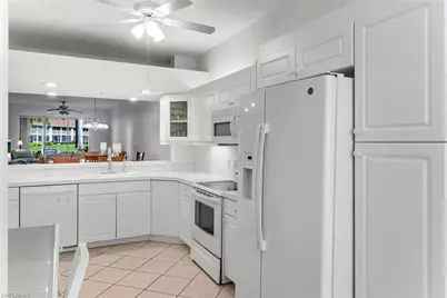 2373 Hidden Lake Ct #8101, Naples, FL 34112 - Photo 2