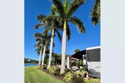 4736 Chariot Ct, Naples, FL 34114 - Photo 8