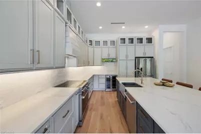 668 93rd Ave N, Naples, FL 34108 - Photo 14