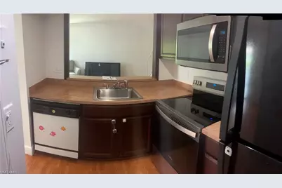 3326 New South Province Blvd #3, Fort Myers, FL 33907 - Photo 2