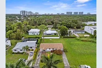 1341 Center Ln, Naples, FL 34110 - Photo 2