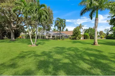 1924 Empress Ct, Naples, FL 34110 - Photo 40