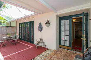 750 Pine Ct, Naples, FL 34102 - Photo 18