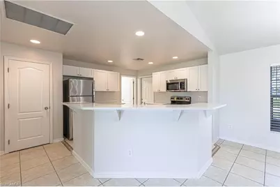 2125 NW 18th Pl, Cape Coral, FL 33993 - Photo 8