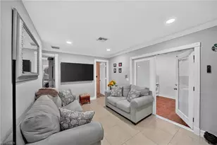 6255 Cedar Tree Ln, Naples, FL 34116 - Photo 12