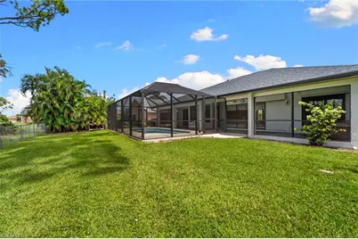 1904 SW 8th Ct, Cape Coral, FL 33991 - Photo 32