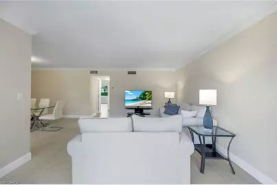 3200 Gulf Shore Blvd N #115, Naples, FL 34103 - Photo 4