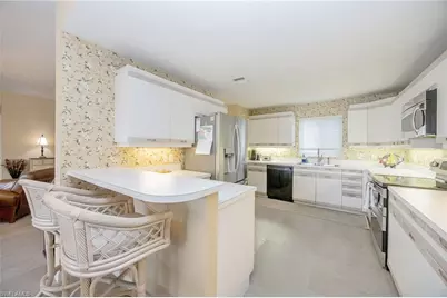 780 Waterford Dr #202, Naples, FL 34113 - Photo 4