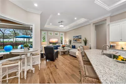 495 Saddlebrook Ln, Naples, FL 34110 - Photo 4