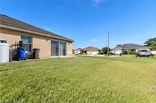 401-403 Piedmont St, Lehigh Acres, FL 33974 - Photo 6
