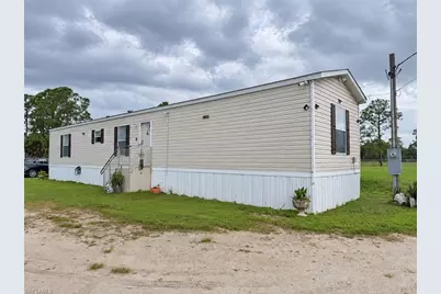530 S Olivo St, Clewiston, FL 33440 - Photo 1