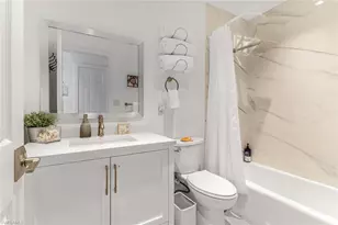 724 100th Ave N, Naples, FL 34108 - Photo 16