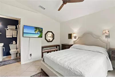5253 Whitten Dr, Naples, FL 34104 - Photo 26
