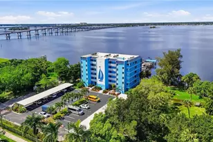 2711 1st St, Fort Myers, FL 33916 - Photo 10