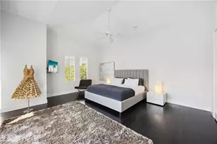 299 Mermaids Bight, Naples, FL 34103 - Photo 14