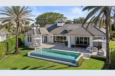 299 Mermaids Bight, Naples, FL 34103 - Photo 4