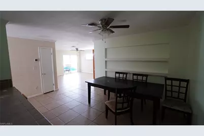 320 Hollywood St, Lehigh Acres, FL 33936 - Photo 10